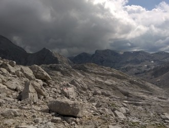wenn nicht diese Wolken wären, würde es uns schon locken, noch weiterzugehen