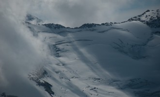 das mächtige Kees auf der Nordseite