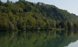 die hollenburg bei ferlach, das wahrzeichen des rosentals