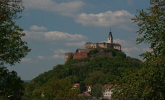 mittelalterliche burg güssing hoch oben auf einem vulkankegel