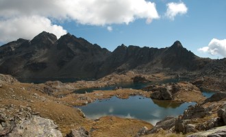 am Aufstieg zur Kreuscharte: Kreuzsee und Wangeitzsee