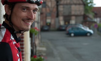 flucht vor dem aufkommenden regen in allendorf