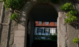 ein blick ins innere des schlosshofes jestädt